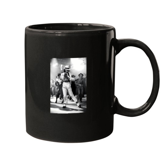 Discover Iconic Moment Mugs