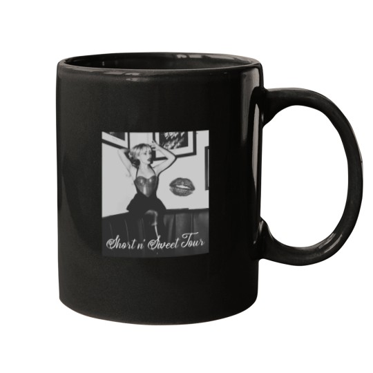 Discover Sabrina Carpenter - Short n Sweet Tour Vintage Kisses Active T-Shirt Mugs