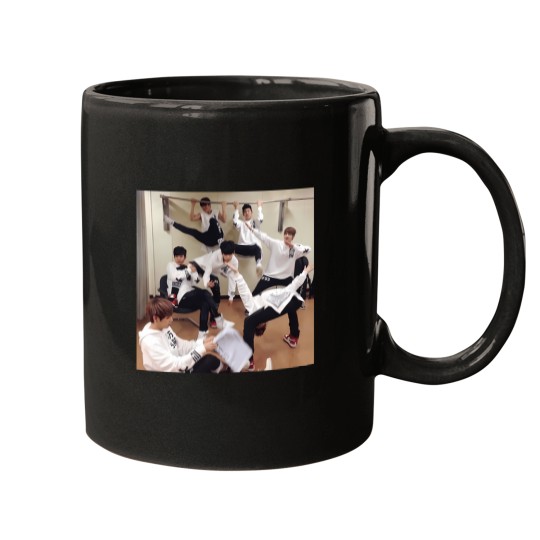 Discover Bts Mugs