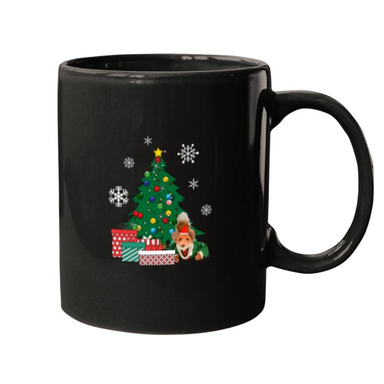 Discover Basil Brush Around The christmass Tree Mugs