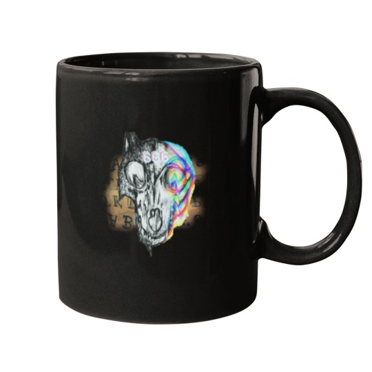 Discover Trippy Fox Mugs