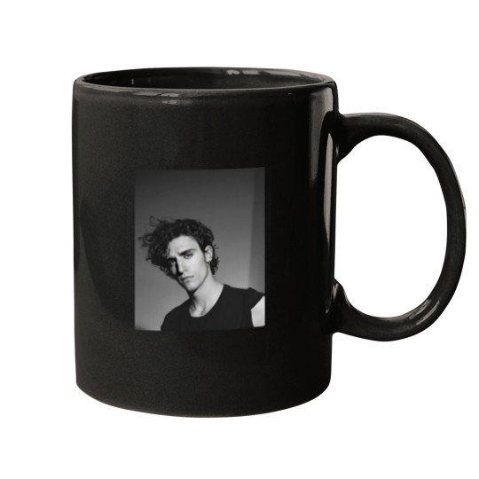 Discover Tamino Amir Mugs