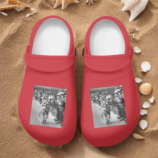 Discover Tour De France Vintage 1930s Nurse Clogs