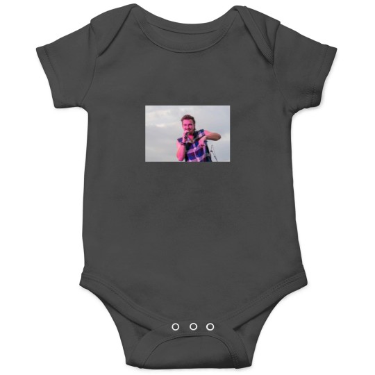Discover dan sebenarnya aku juga begitu Onesies