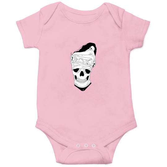 Discover LARGE TRIPLE SKULL GIRL Onesies