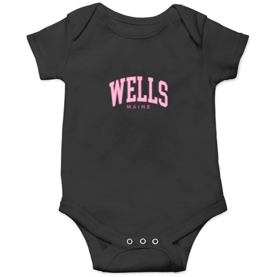 Discover Vintage Wells Beach ME Maine summer Preppy Throw Onesies