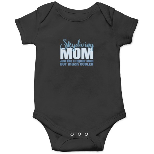 Discover Skydiving Mom T-Shirt Onesies