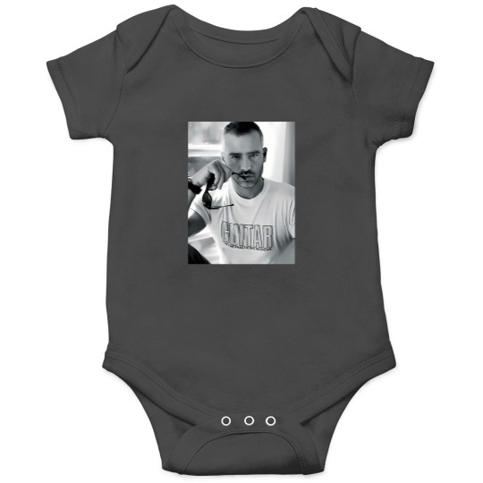 Discover Eros Ramazzotti - Poster 9977 Onesies