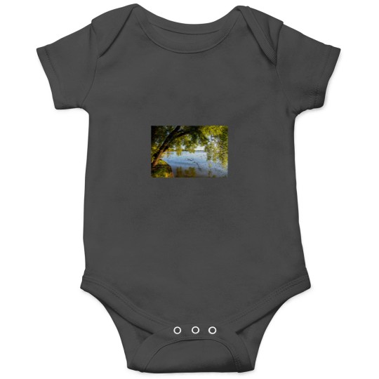 Discover Lake Mulwala, Yarrawonga, Victoria Mulwala, NSW, Australia (5) Onesies