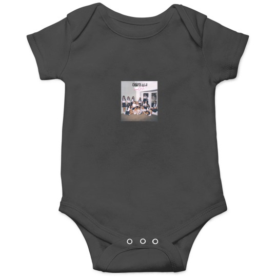 Discover LOONA LOO FavOriTe Lead Single Onesies