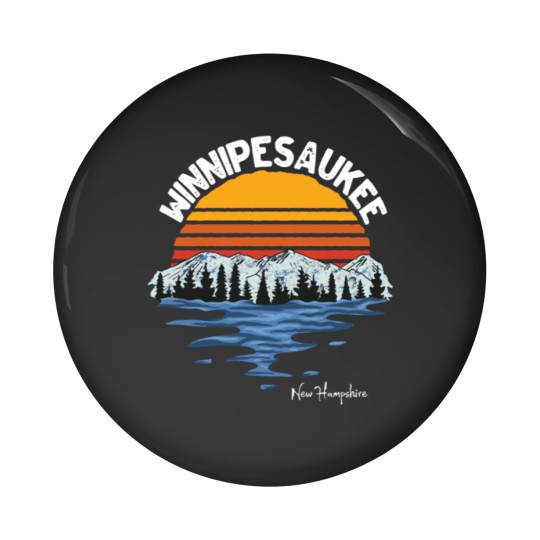 Discover Vintage Lake Winnipesaukee New Hampshire Souvenir Pin Buttons