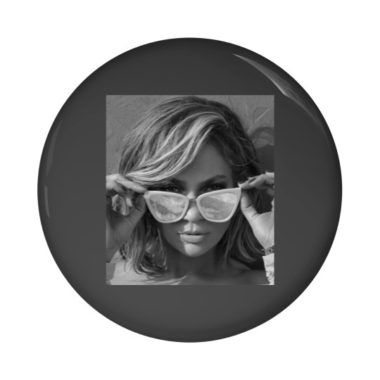 Discover Jennifer Lopez Pin Buttons