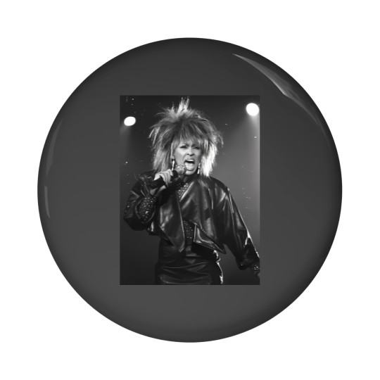 Discover Tína Turner 80S T-Shirt Pin Buttons