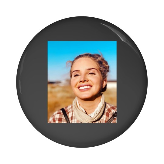 Discover Just Lip Gloss Lana Happy Pin Buttons