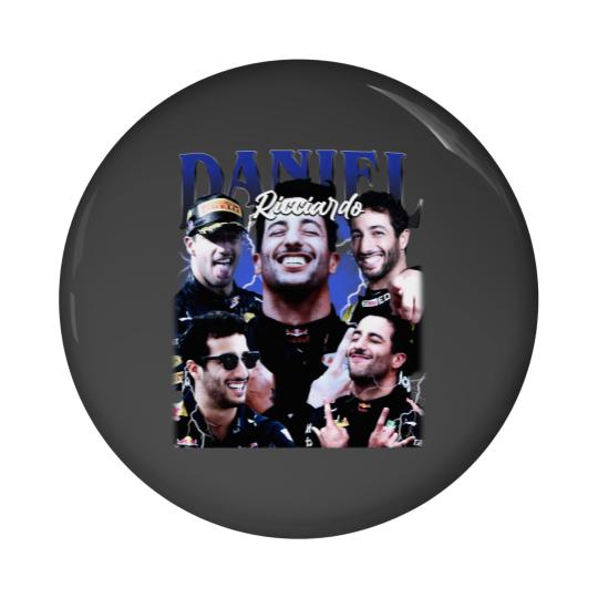 Discover Daniel Ricciardo Vintage Pin Buttons, Gift For Woman and Man Unisex Pin Buttons