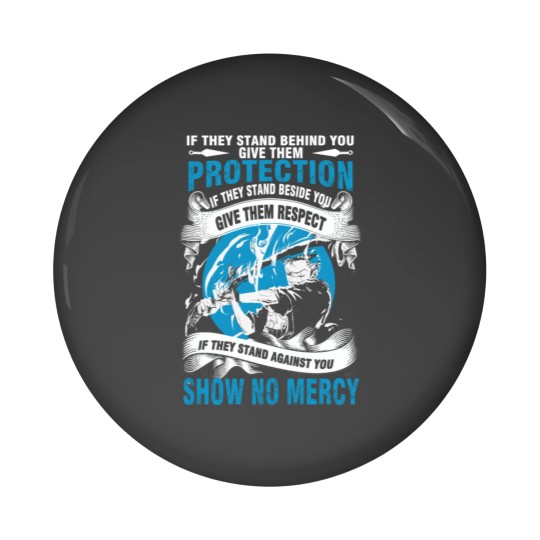 Discover One piece - Protect them if they stand behind yo Pin Buttons