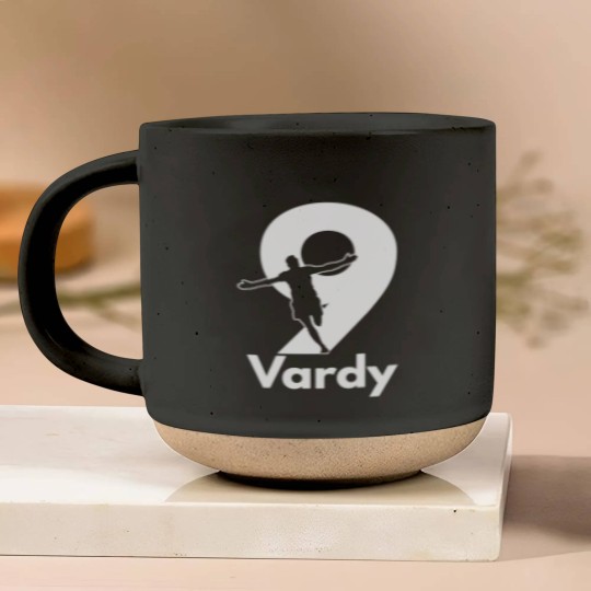 Discover Vardy 9 Pottery Mugs