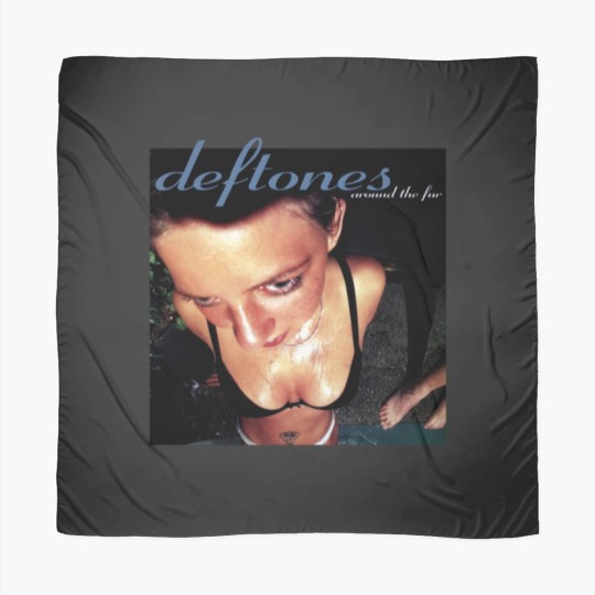 Discover Deftone Scarves