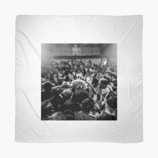 Discover Fred again... Fred again Scarves