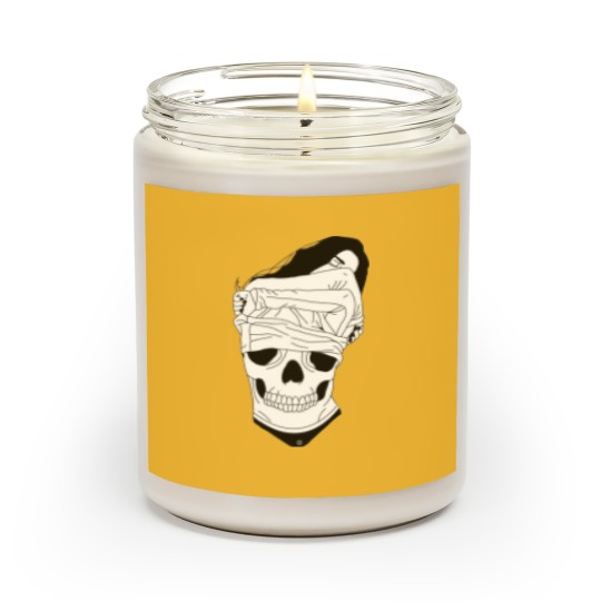 Discover LARGE TRIPLE SKULL GIRL Scented Candles