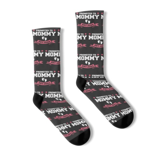 Discover Promoted To Mommy 2024 New Mom Pregnancy Announcement Funny Classic Socks