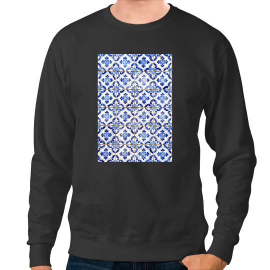 Discover Portuguese tiles. Blue flowers and leaves Long Sweatshirts