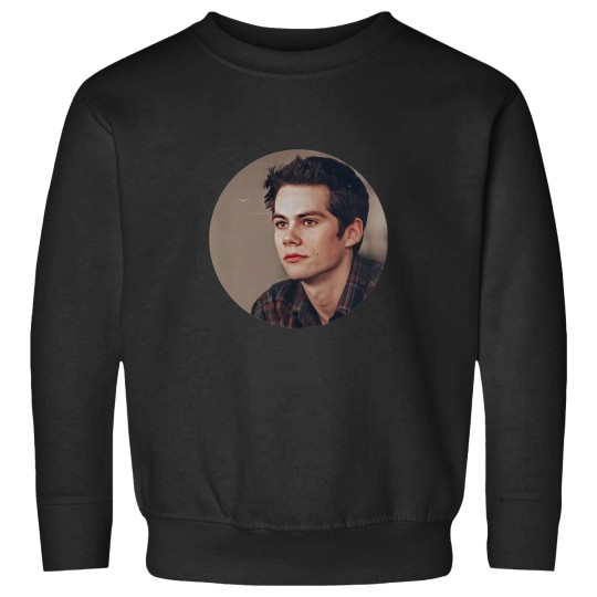 Discover Dylan o brien(1) Sweatshirts