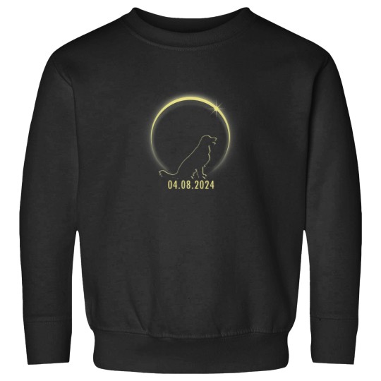 Discover Total Solar Eclipse Golden Retriever Lover April Sweatshirts