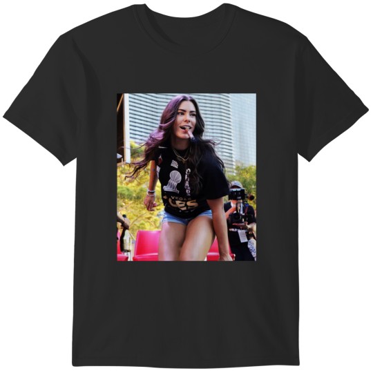 Discover Kelsey Plum Graphic T-Shirts