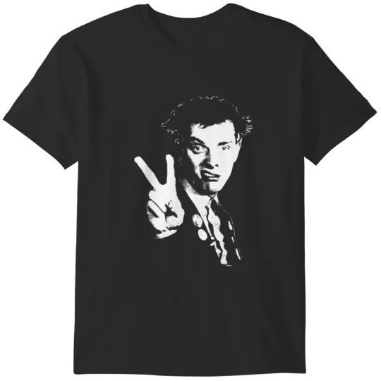 Discover The Young Ones Clic T-Shirts