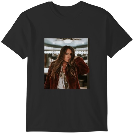 Discover lainey wilson T-Shirts