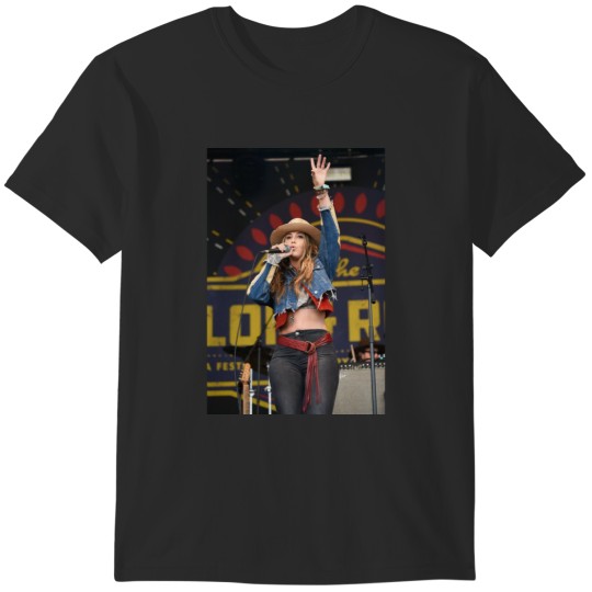 Discover lainey wilson T-Shirts