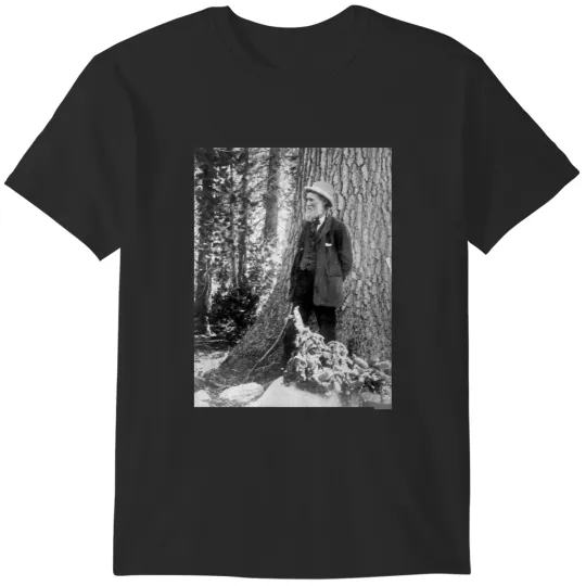 Discover John Muir, US naturalist and geologist (H4130354) T-Shirts