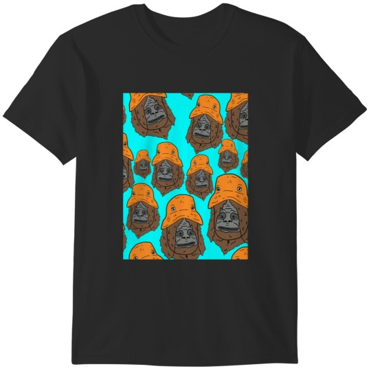 Discover Sassy the Sasquatch Ah Yiss! Big Lez Show T-Shirts