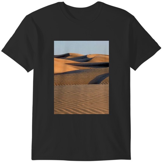 Discover Desert Dunes in the Daytime Graphic T-Shirts