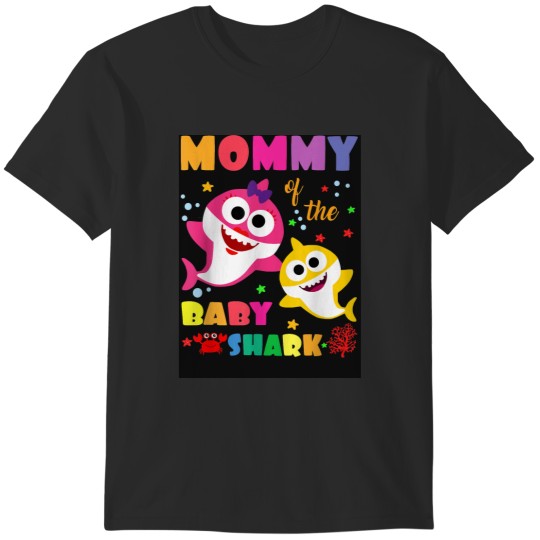 Discover Mommy Of The Baby Shark Birthday Mommy Shark T-Shirts