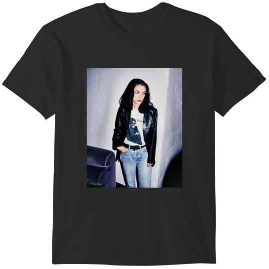 Discover Winona Ryder tom waits t T-Shirts
