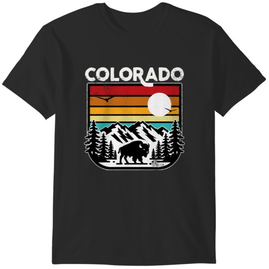 Discover Colorado Mountain Colorado Vintage Outoor Design _by DetourShirts_ T-Shirts