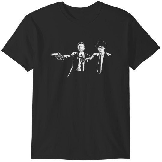 Discover IT Crowd Roy And Moss Pulp Fiction T-Shirts