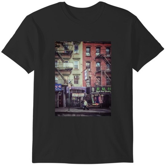 Discover Chinatown Manhattan New York City 2 T-Shirts