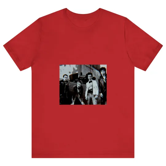 Discover Clash T-shirts - Red - XS - adult - unisex, Clash T-shirts - Red - XS - adult - unisex