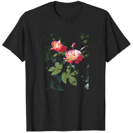 Discover Roses 1290 T-Shirts