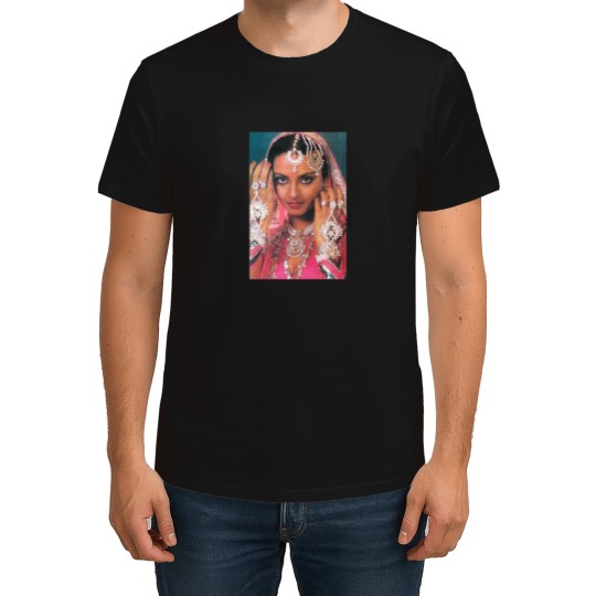 Discover Indian Beauty T-Shirts