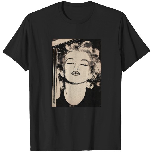 Discover Marilyn Monroe T-Shirts
