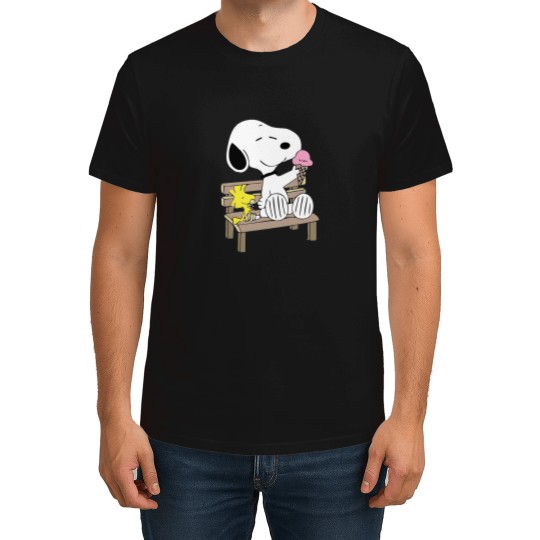Discover Snoopy Charlie Brown, Snoopy Peanuts, Snoopy Woodstock, Snoopy Happy, Snoopy Cartoons T-Shirts