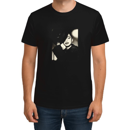 Discover Chris Duffy Photography Singer Sade 1985 T-Shirts