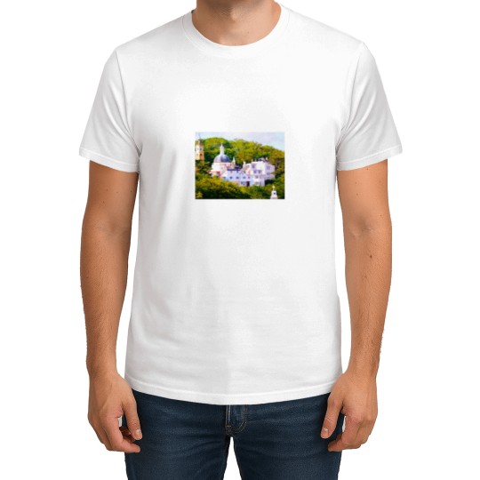 Discover The Village - sea view T-Shirts