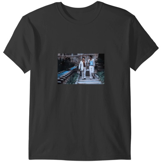 Discover Tony Montana  Alejandro Sosa  Scarface 1983 T-Shirts