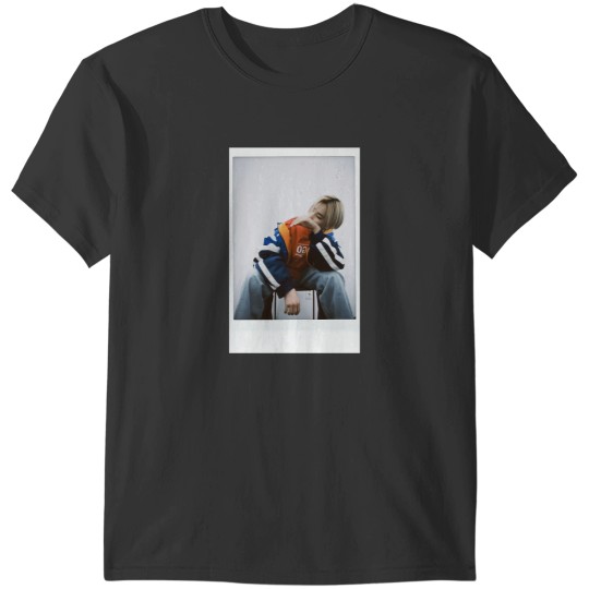 Discover Niki Pic T-Shirts
