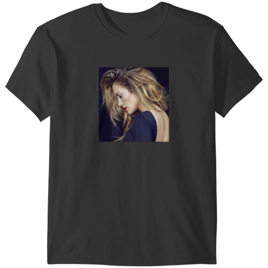Discover Jennifer Lopez C T-Shirts